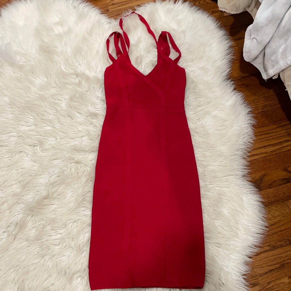 Bandage BEBE dress red